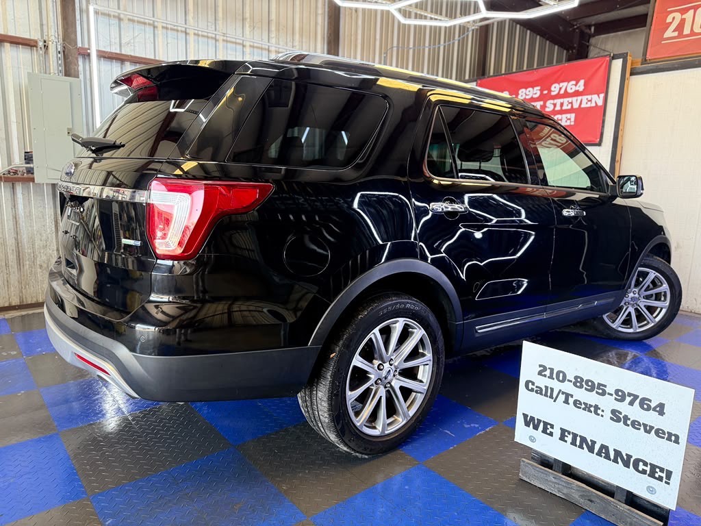 2016 Ford Explorer Image 17