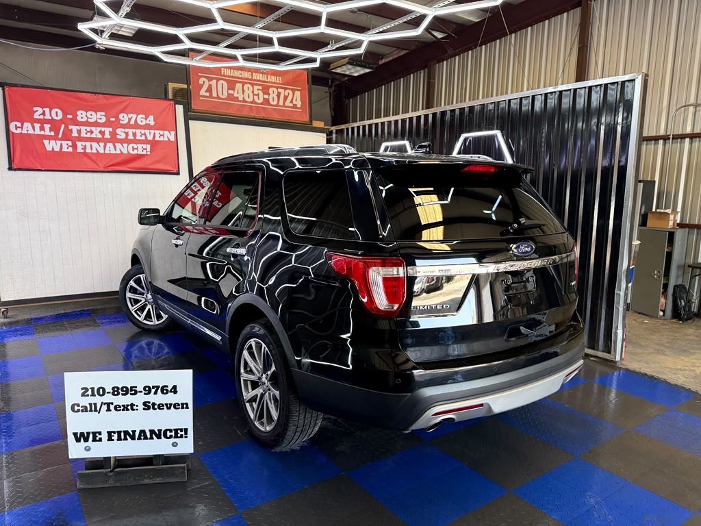 2016 Ford Explorer Image 25