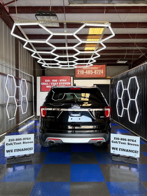 2016 Ford Explorer Image 28