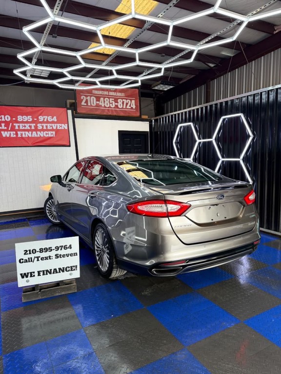 2013 Ford Fusion Image 23