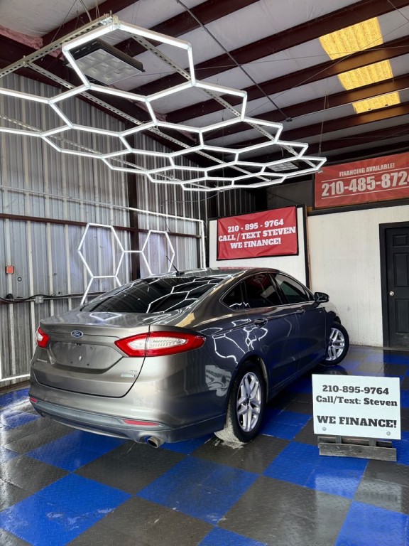 2013 Ford Fusion Image 19