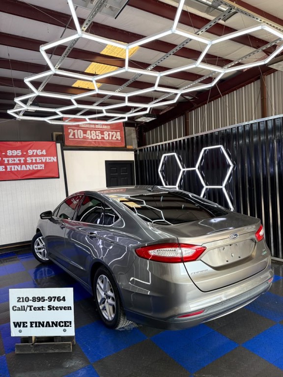 2013 Ford Fusion Image 24
