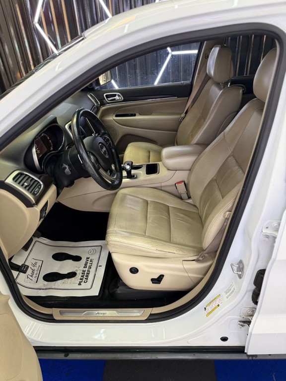 2014 Jeep Grand Cherokee Image 30