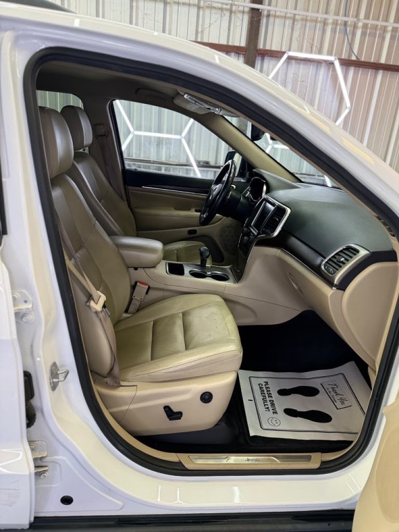 2014 Jeep Grand Cherokee Image 40