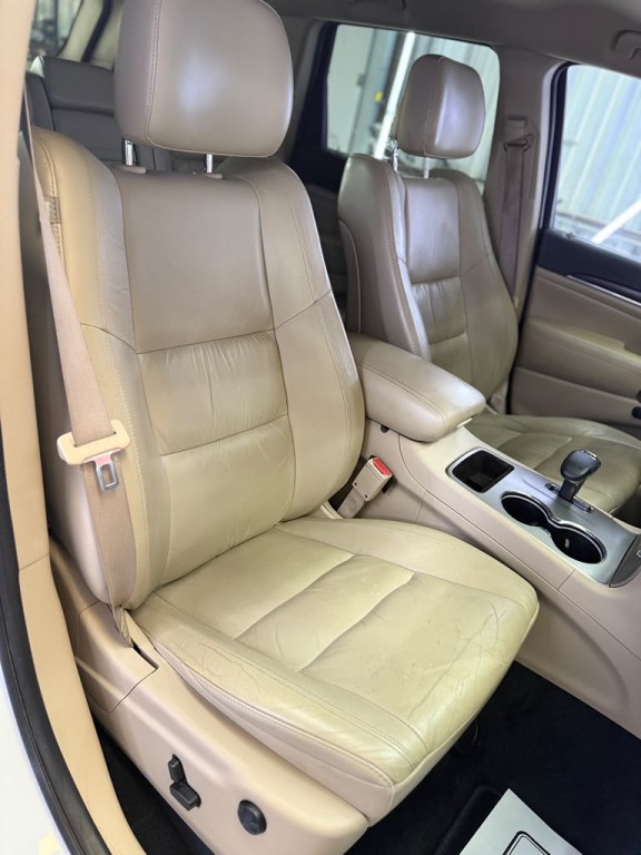 2014 Jeep Grand Cherokee Image 41