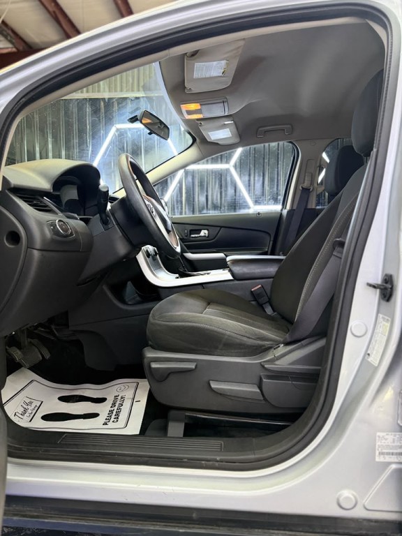2014 Ford Edge Image 22