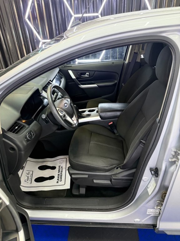 2014 Ford Edge Image 23