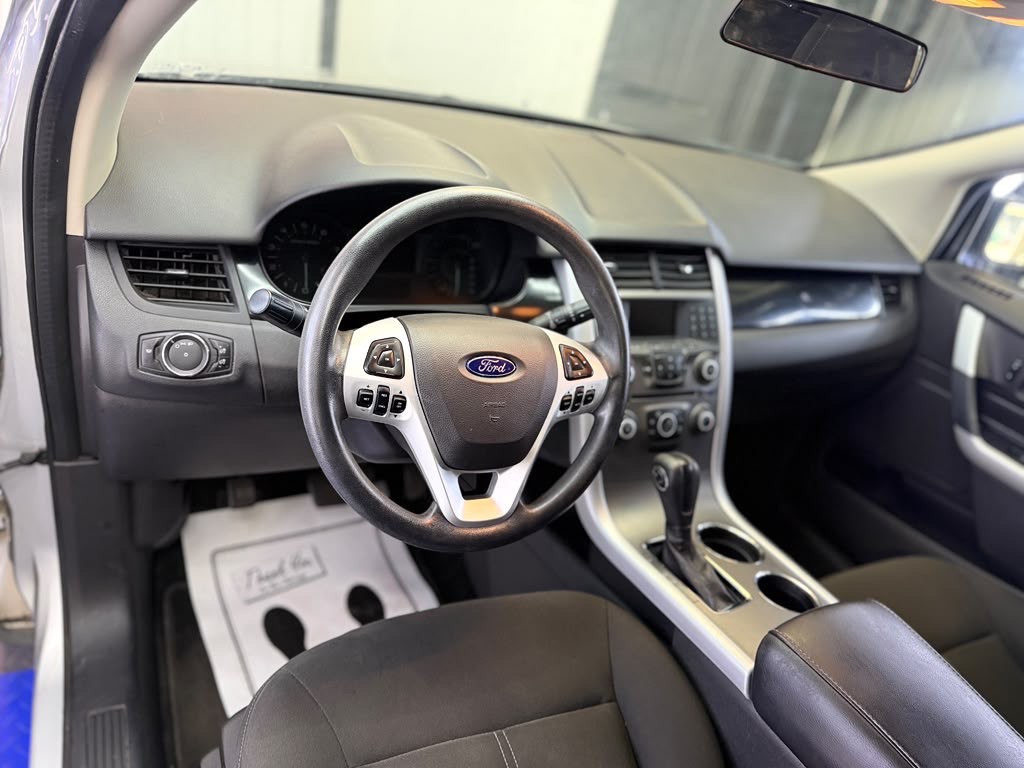 2014 Ford Edge Image 26