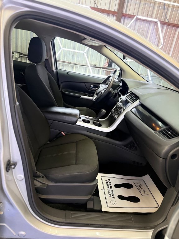 2014 Ford Edge Image 28