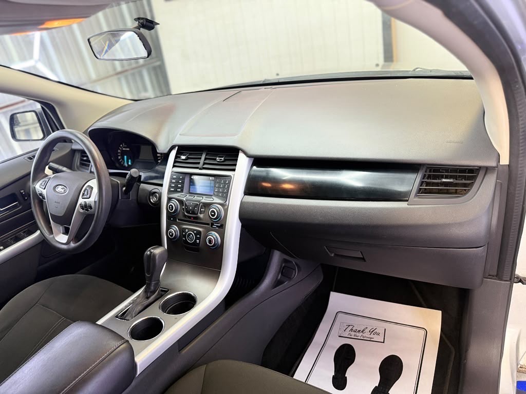 2014 Ford Edge Image 29