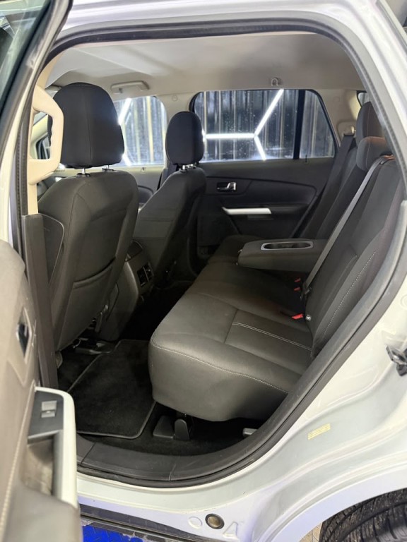 2014 Ford Edge Image 37