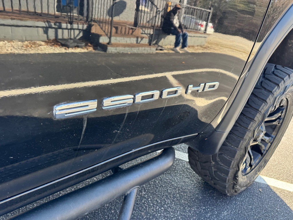 2022 GMC Sierra 2500 Image 5