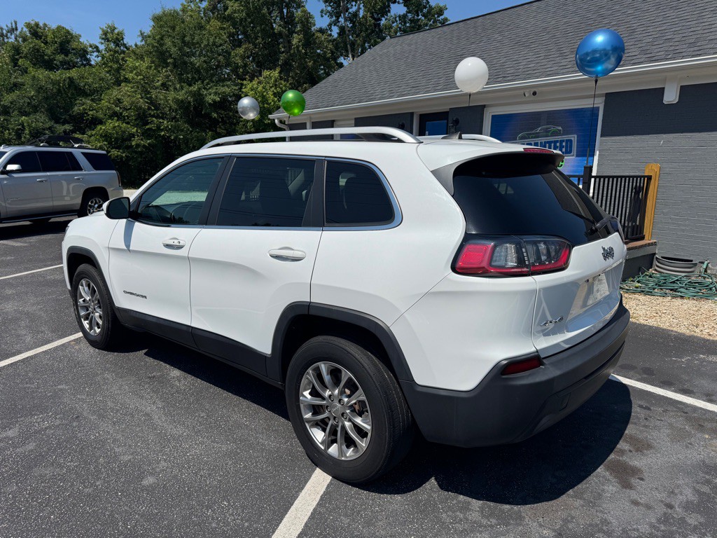 2019 Jeep Cherokee Image 2
