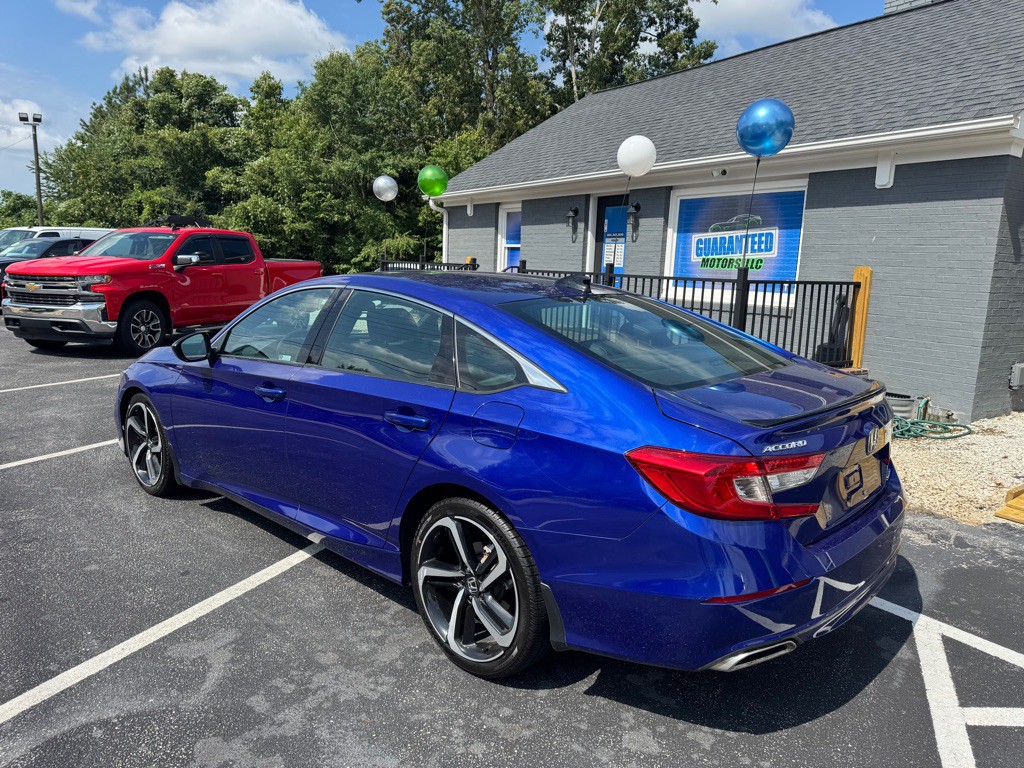 2022 Honda Accord Image 2
