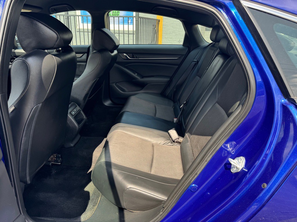 2022 Honda Accord Image 8