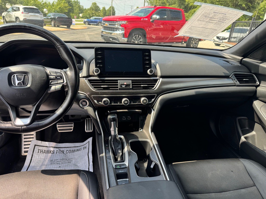 2022 Honda Accord Image 9