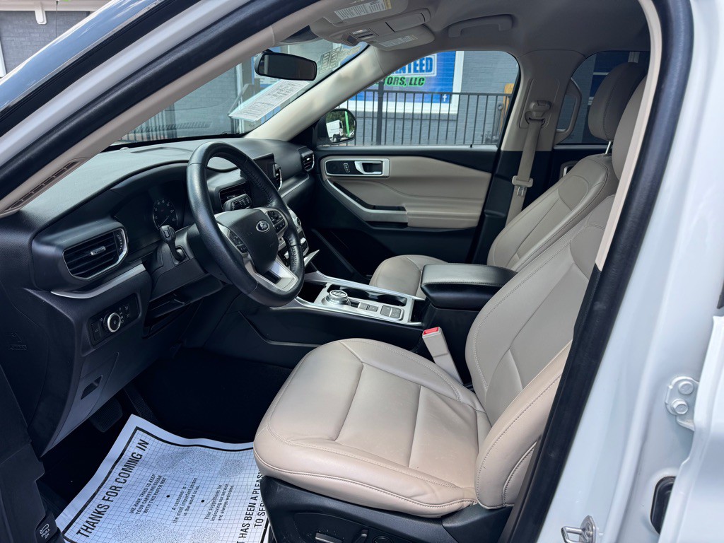 2023 Ford Explorer Image 7