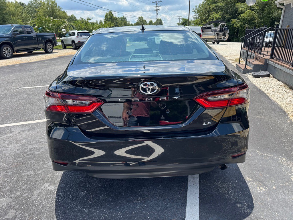 2021 Toyota Camry Image 3