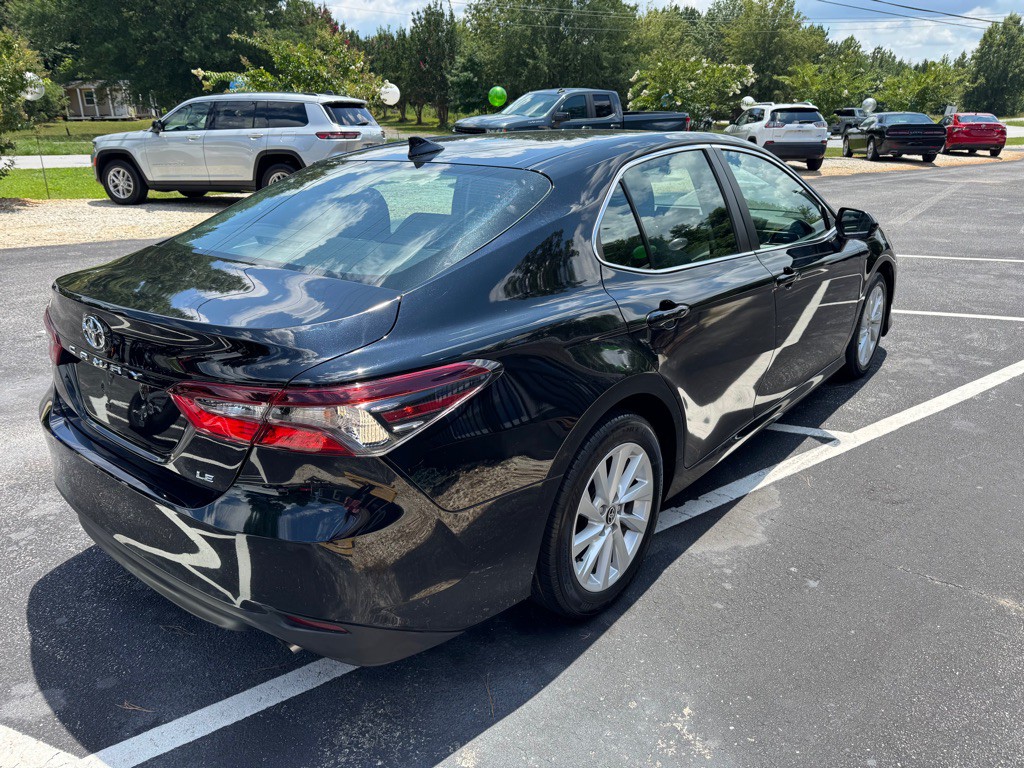 2021 Toyota Camry Image 4