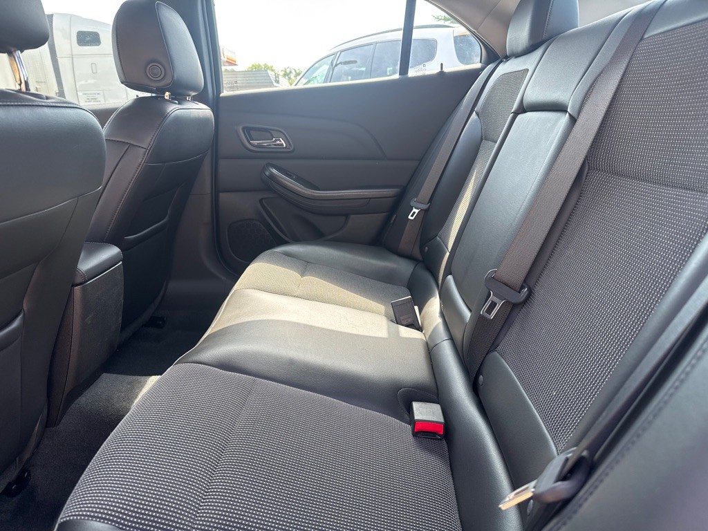 2014 Chevrolet Malibu Image 12