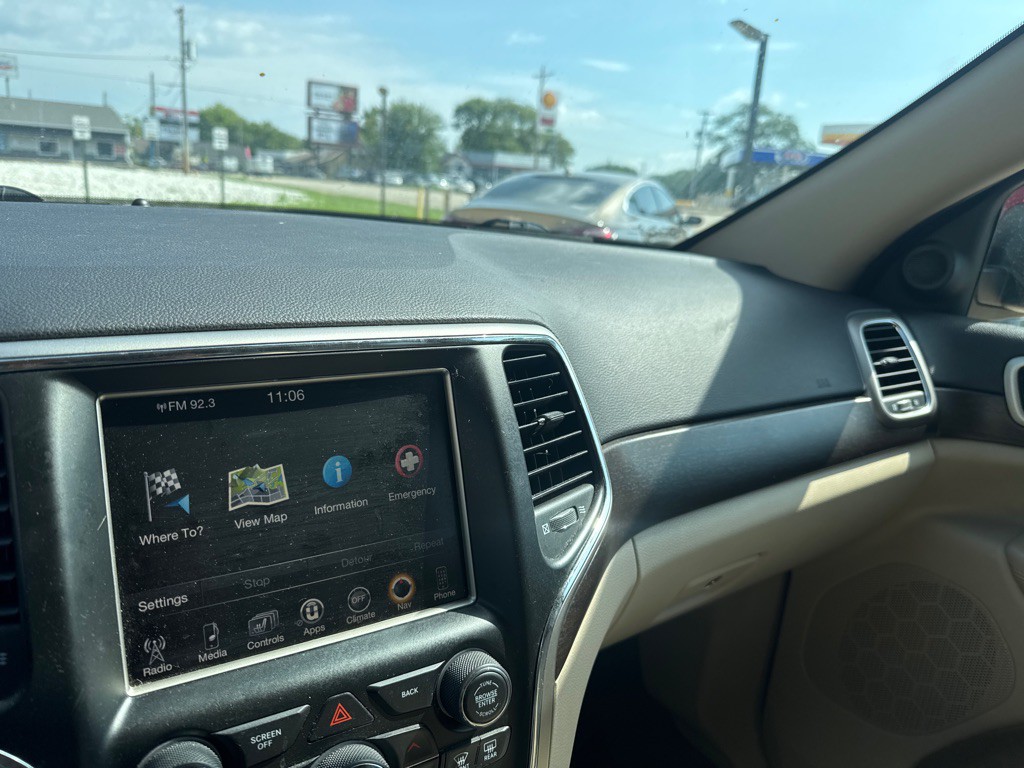 2017 Jeep Grand Cherokee Image 6