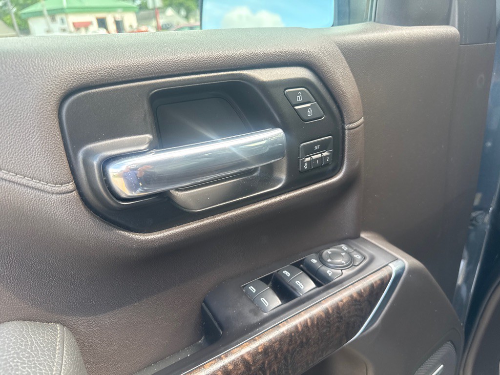 2019 GMC Sierra Image 16