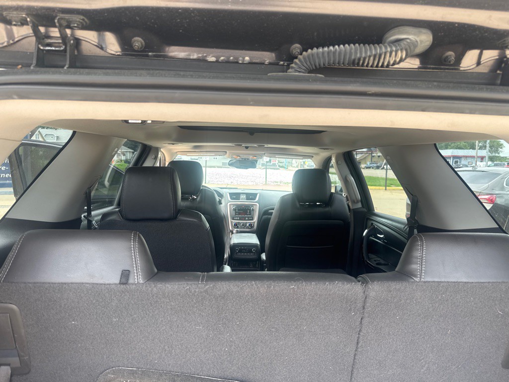 2016 GMC Acadia Image 16