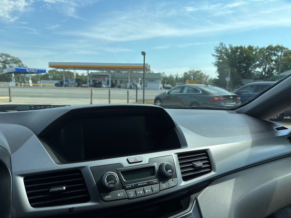 2012 Honda Odyssey Image 6