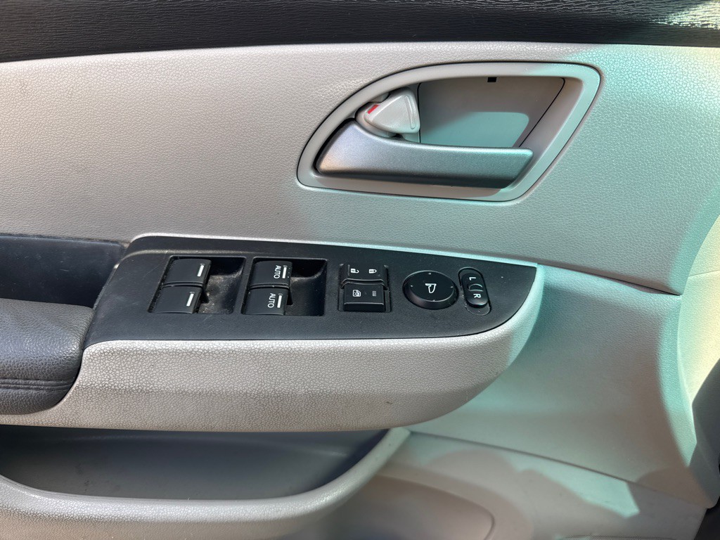 2012 Honda Odyssey Image 9