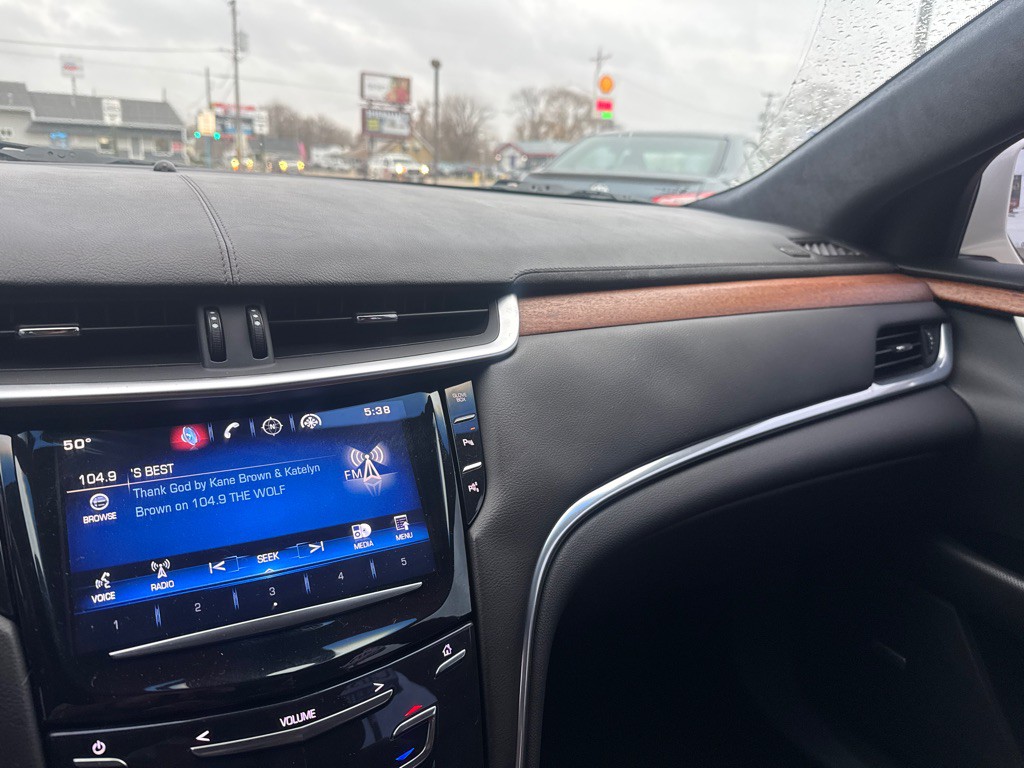 2015 Cadillac XTS Image 6