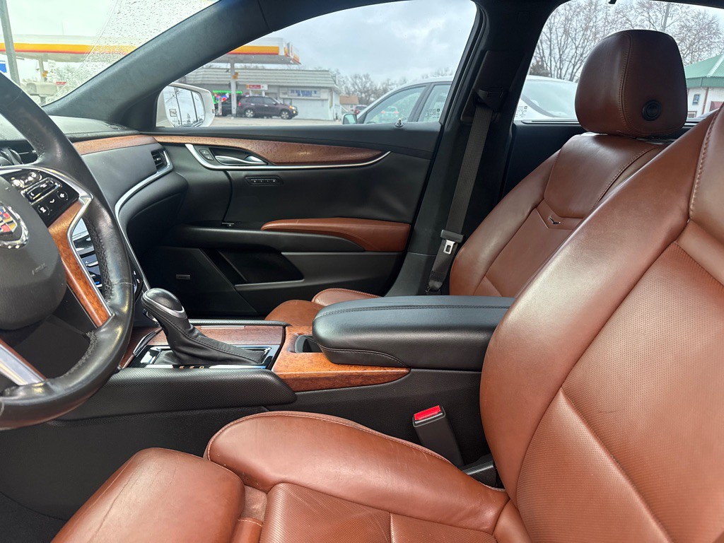 2015 Cadillac XTS Image 11