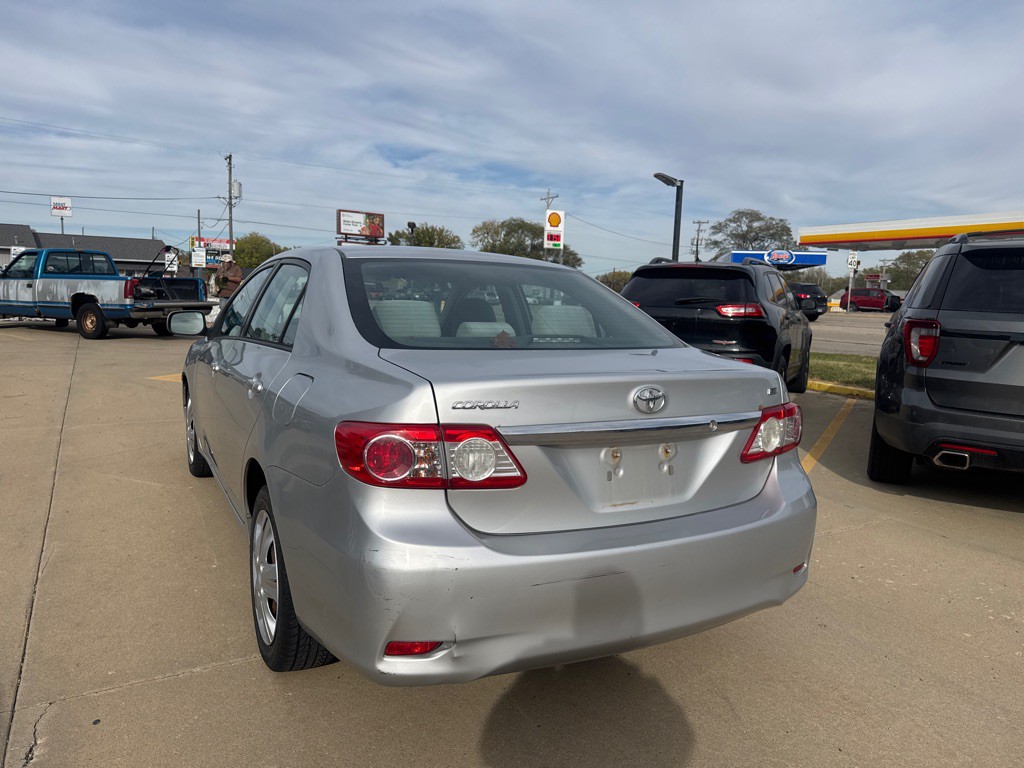 2012 Toyota Corolla Image 3