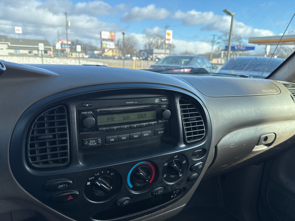 2005 Toyota Tundra Image 9