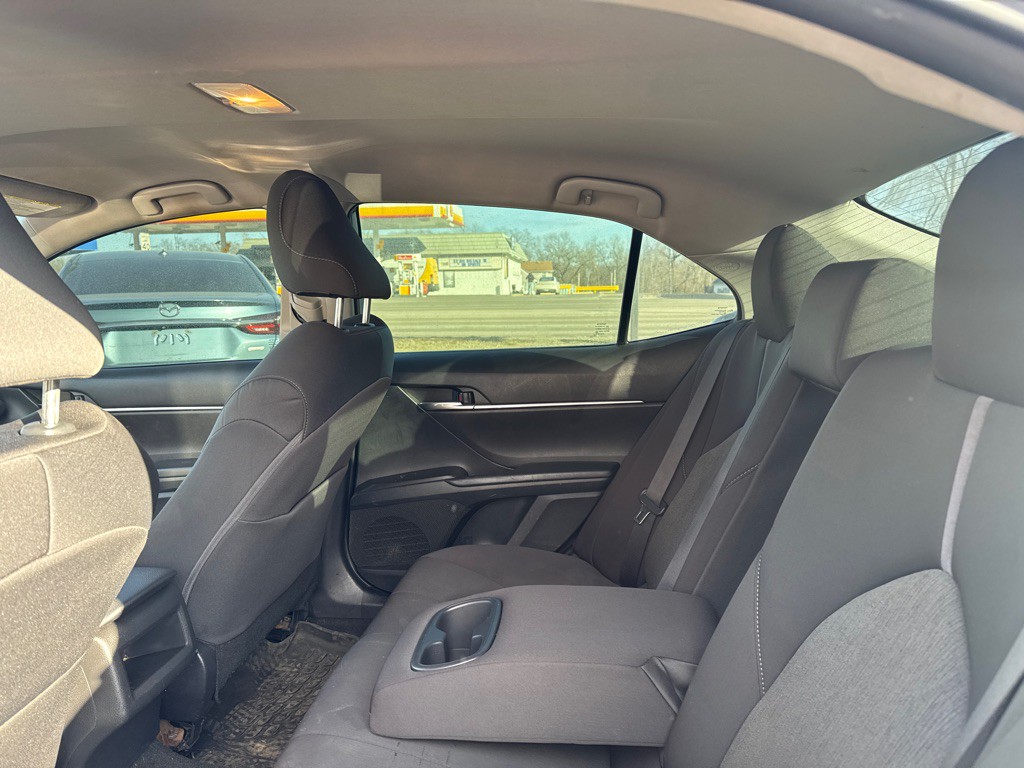 2022 Toyota Camry Image 6