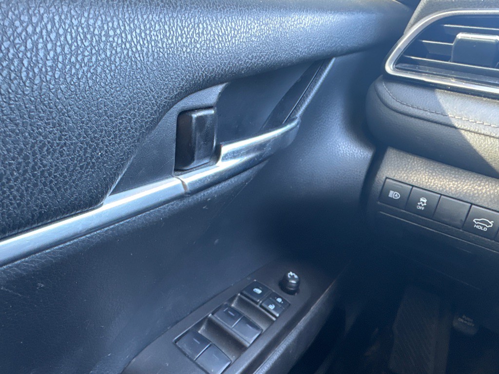 2022 Toyota Camry Image 11