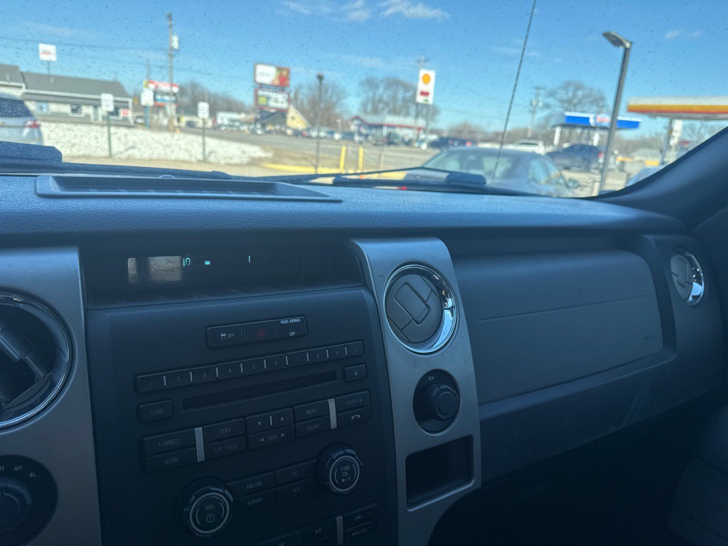 2011 Ford F-150 Image 7