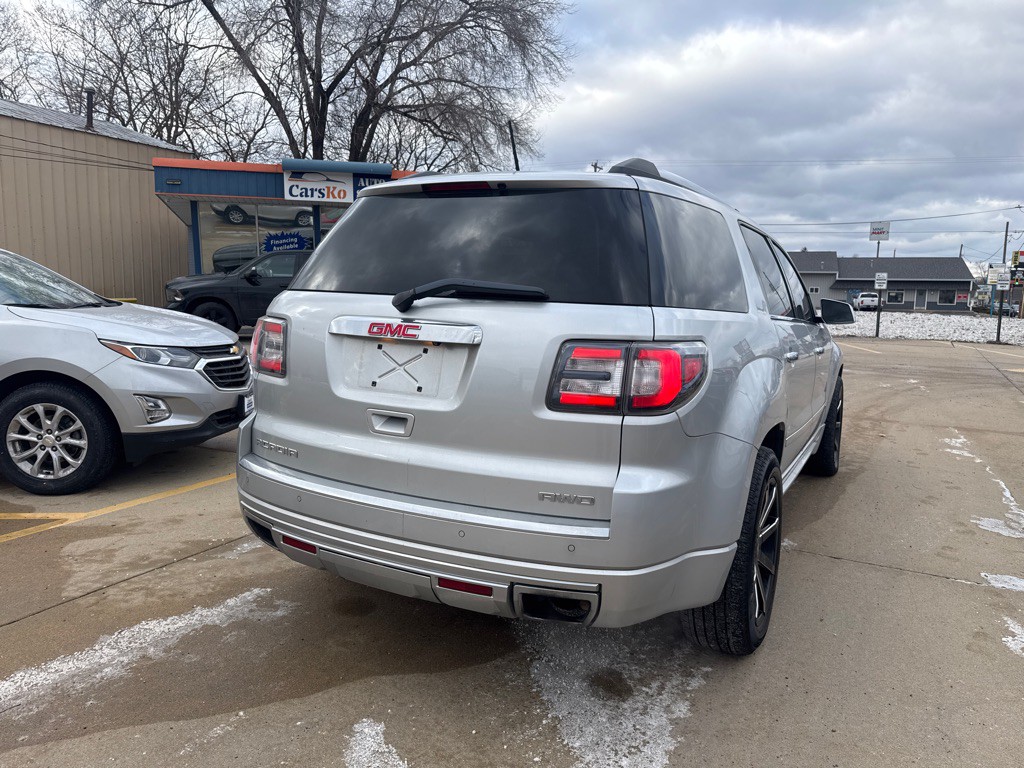 2015 GMC Acadia Image 4