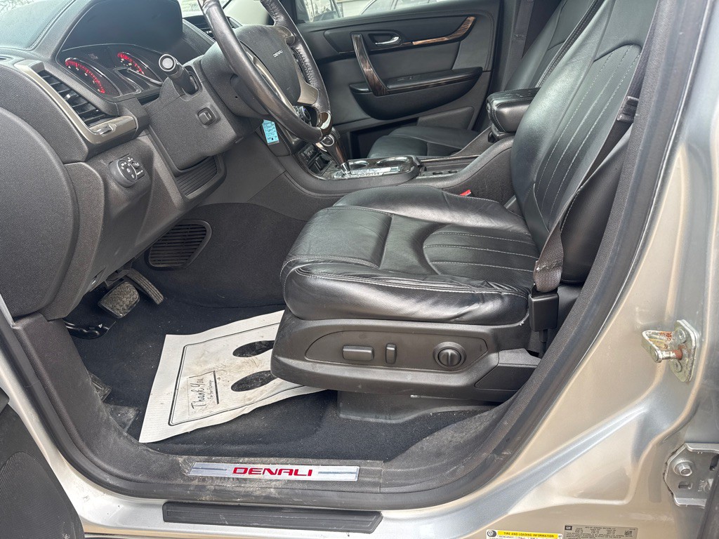 2015 GMC Acadia Image 5