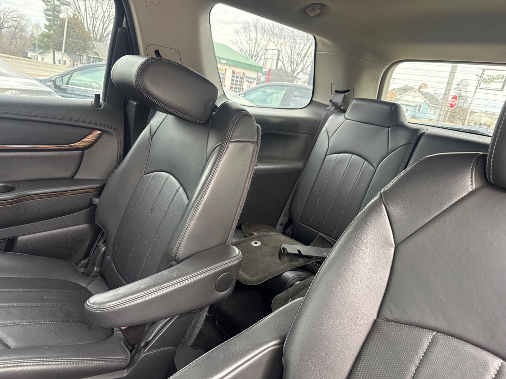 2015 GMC Acadia Image 8