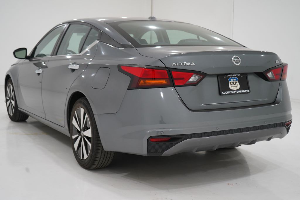 2021 Nissan Altima Image 5