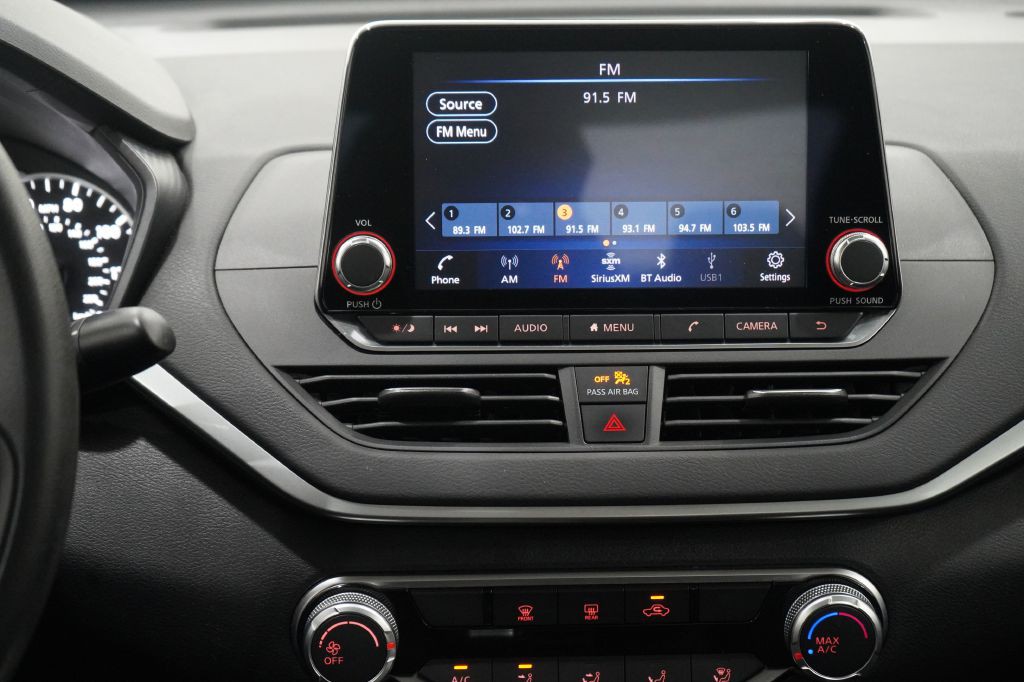 2021 Nissan Altima Image 28