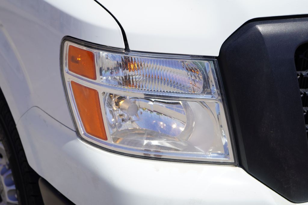 2021 Nissan NV Image 7