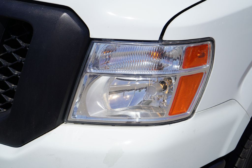 2021 Nissan NV Image 9