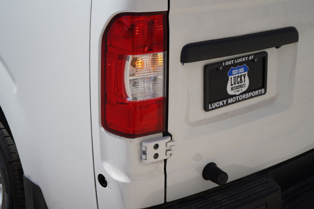 2021 Nissan NV Image 10