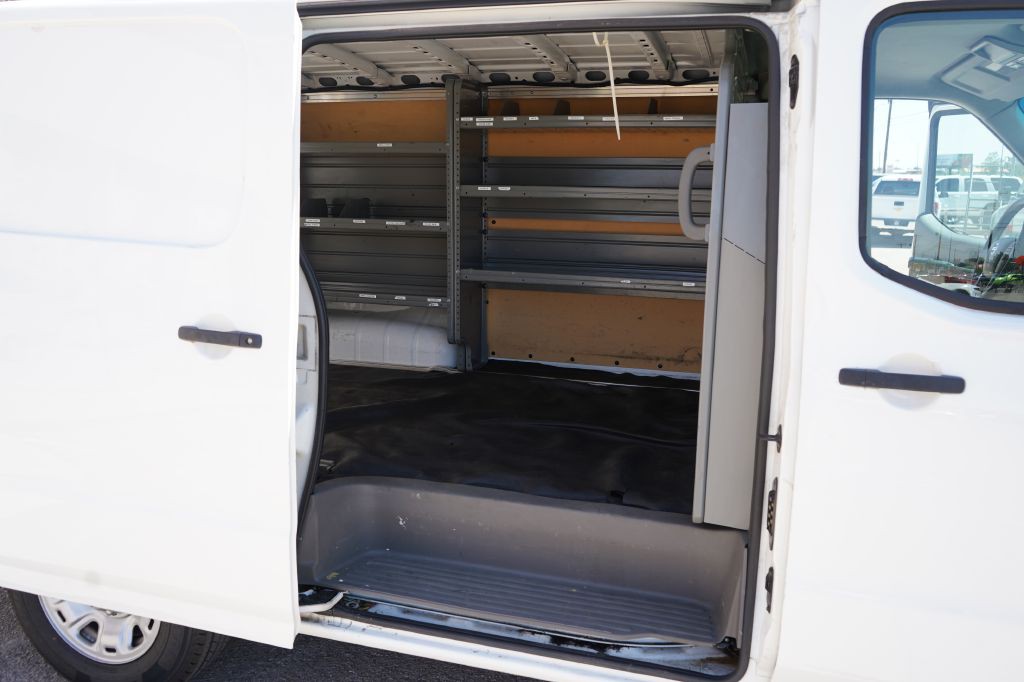 2021 Nissan NV Image 19