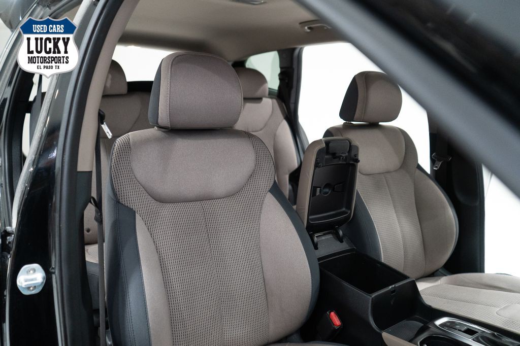 2019 Hyundai Santa Fe Image 9