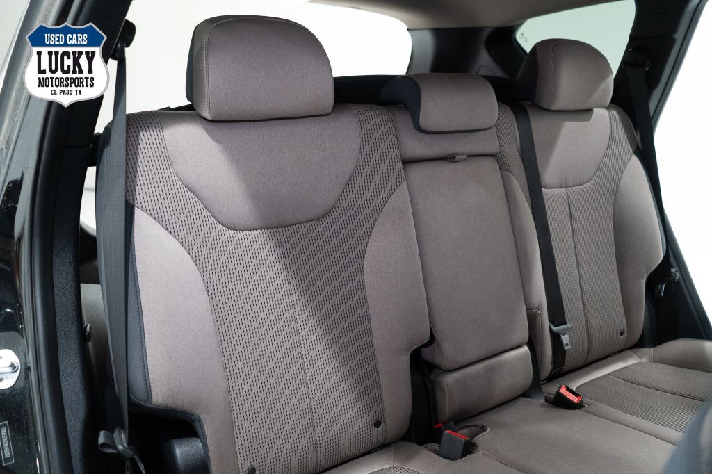 2019 Hyundai Santa Fe Image 13