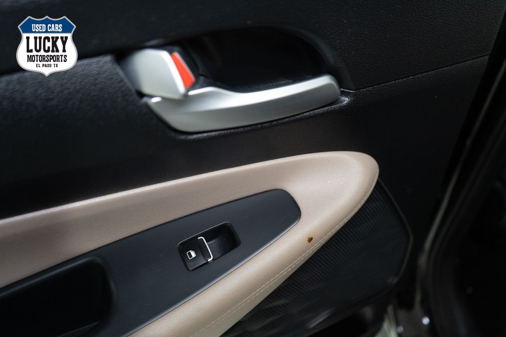 2019 Hyundai Santa Fe Image 20