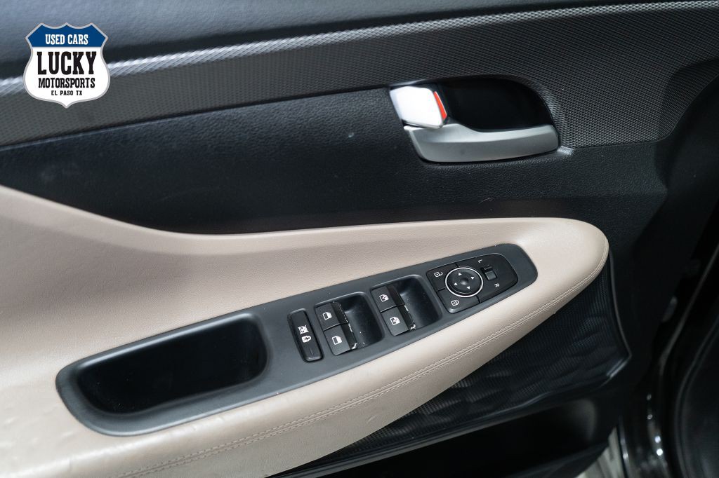 2019 Hyundai Santa Fe Image 32