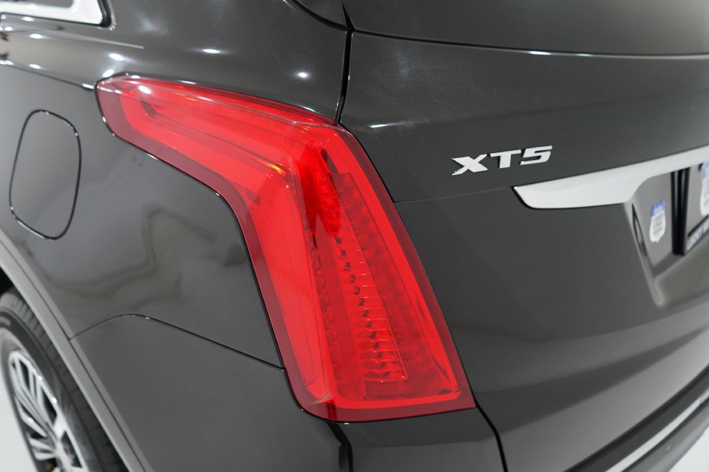 2019 Cadillac XT5 Image 10